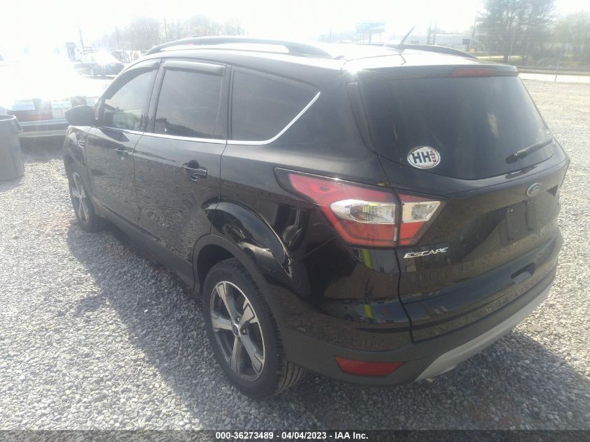 2017 FORD ESCAPE SE - 1FMCU9GD2HUE76569