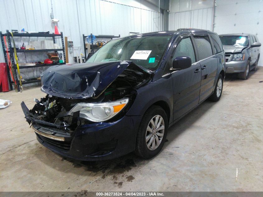 2014 VOLKSWAGEN ROUTAN SE W/RSE & NAVIGATION 2C4RVABG3ER135107
