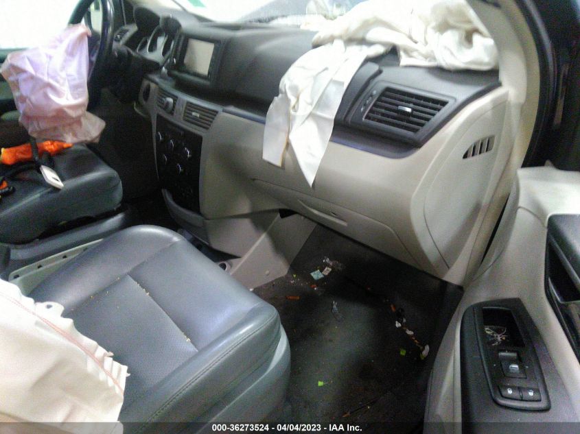 2014 VOLKSWAGEN ROUTAN SE W/RSE & NAVIGATION 2C4RVABG3ER135107