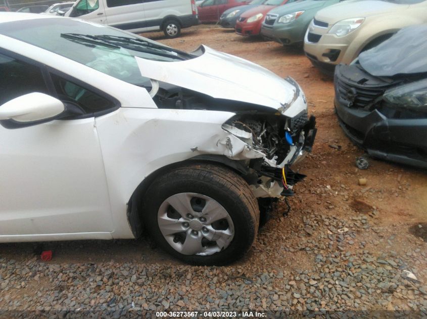 2016 KIA FORTE LX - KNAFK4A67G5487819