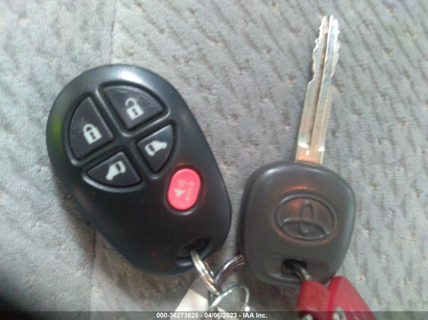 2014 TOYOTA SIENNA LE - 5TDKK3DC6ES505022