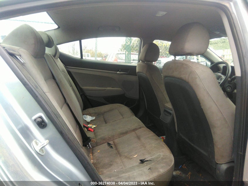 VIN 5NPD74LF8HH064015 2017 HYUNDAI ELANTRA SE