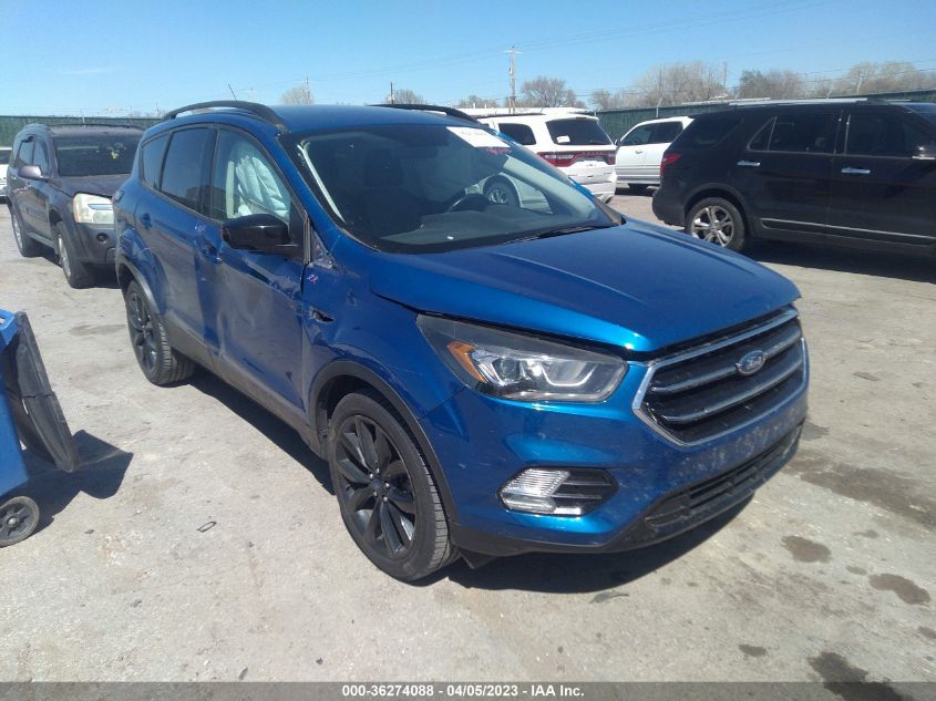 2017 FORD ESCAPE SE - 1FMCU9GD6HUC10648