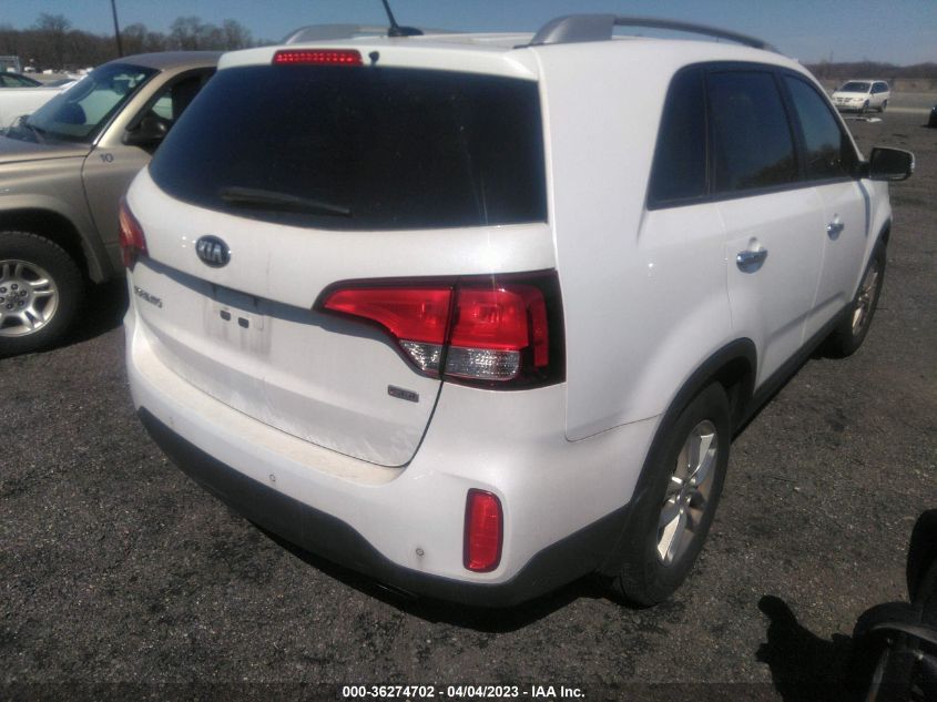 2015 KIA SORENTO LX - 5XYKT4A61FG653854