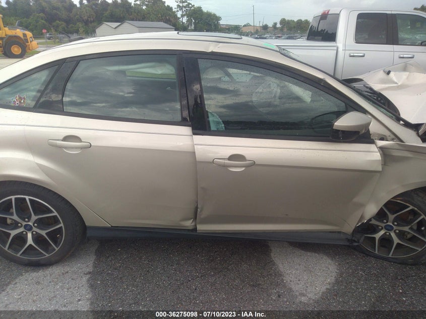 VIN 1FADP3H20HL289448 2017 FORD FOCUS SEL