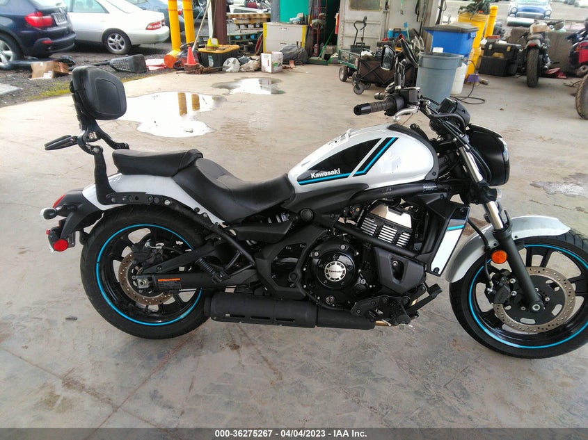 VIN JKAENEC14MDA03701 2021 KAWASAKI EN650 C