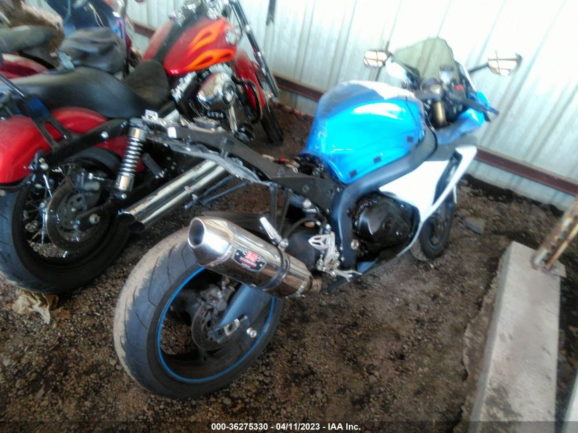 2011 SUZUKI GSX-R1000 JS1GT78A5B2100267