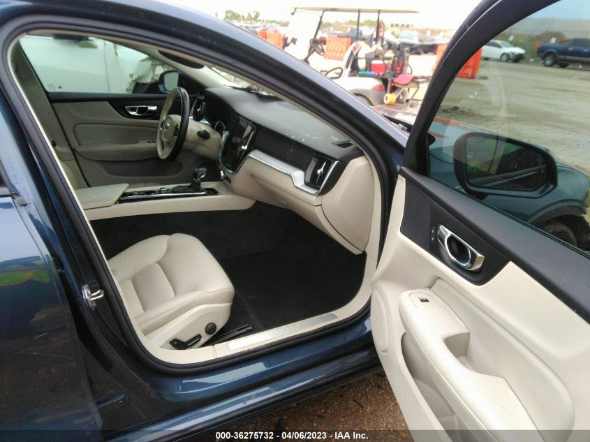 2020 VOLVO S60 MOMENTUM - 7JRA22TK3LG038892