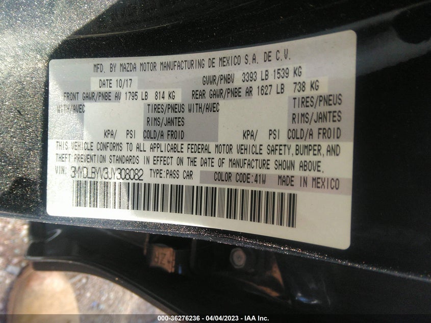 VIN 3MYDLBYV3JY308082 2018 TOYOTA YARIS IA