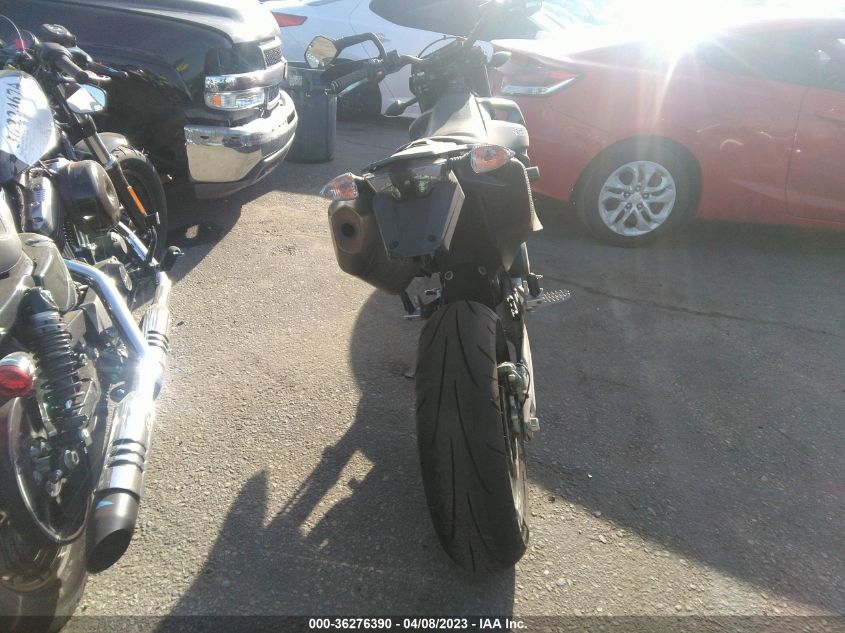 2020 KTM 690 SMC R VBKLSV404LM786217