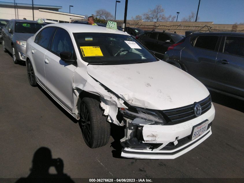 2016 VOLKSWAGEN JETTA SEDAN 1.8T SPORT - 3VWD17AJ6GM216163