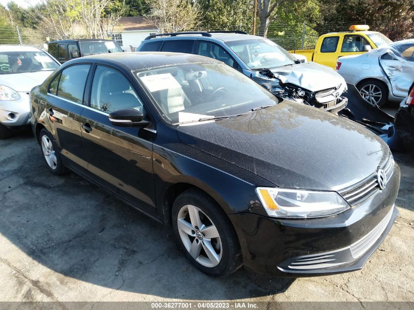 2014 VOLKSWAGEN JETTA SEDAN TDI - 3VWLL7AJXEM310467