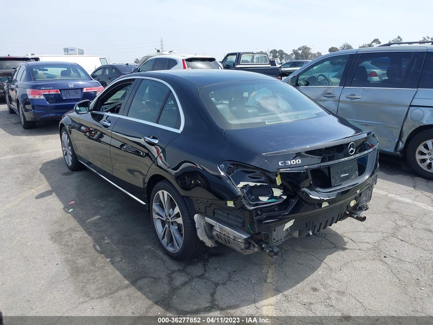 VIN 55SWF4JB8JU242195 2018 MERCEDES-BENZ C-CLASS C 300