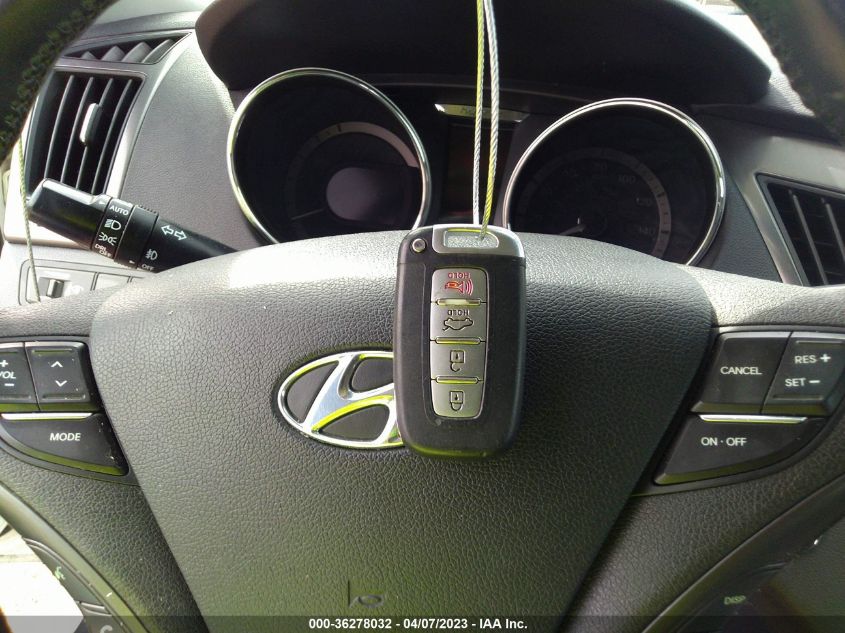2014 HYUNDAI SONATA HYBRID LIMITED - KMHEC4A42EA104007