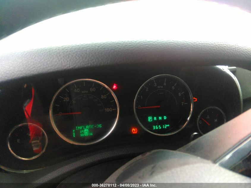 2015 JEEP WRANGLER UNLIMITED ALTITUDE - 1C4BJWEG3FL727090