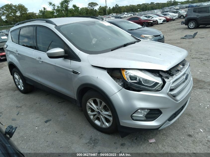 2017 FORD ESCAPE SE - 1FMCU0G97HUB96413