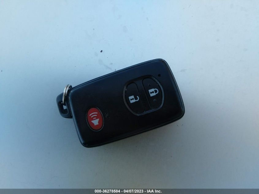 2013 TOYOTA PRIUS ONE/TWO/THREE/FOUR/FIVE - JTDKN3DU5D5557570