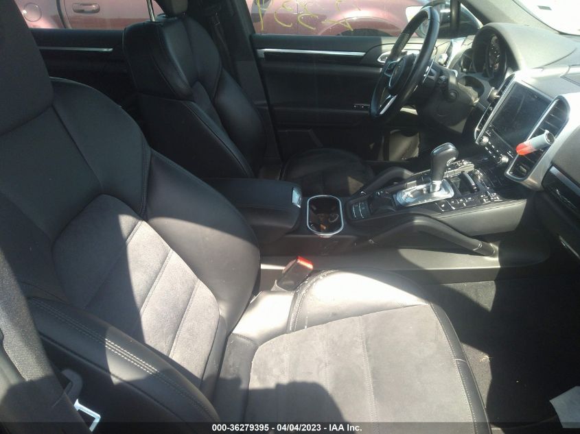 2018 PORSCHE CAYENNE WP1AA2A29JKA01892