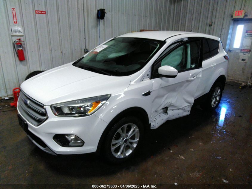 2017 FORD ESCAPE SE - 1FMCU0GD0HUA81639