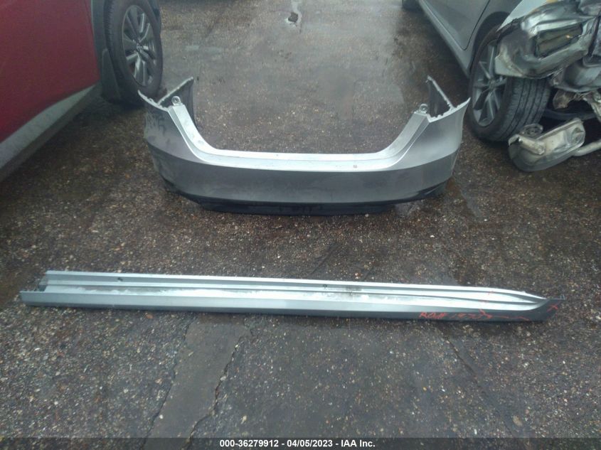2021 TOYOTA CAMRY LE - 4T1C11AK6MU467966