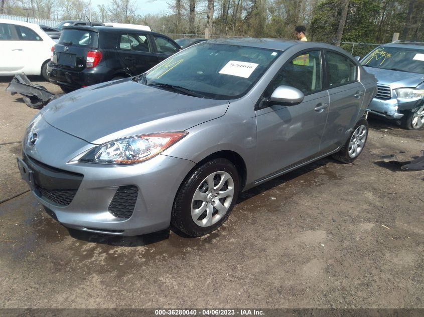 2013 MAZDA MAZDA3 I SPORT - JM1BL1UP0D1809303