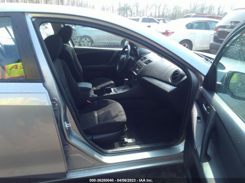 2013 MAZDA MAZDA3 I SPORT - JM1BL1UP0D1809303