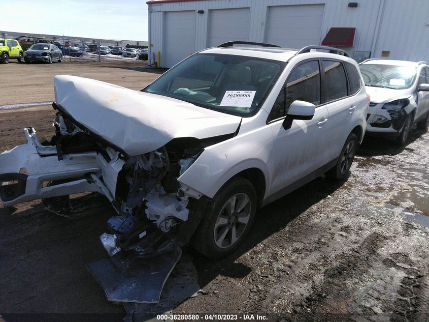 VIN JF2SJAEC4JH512136 2018 SUBARU FORESTER PREMIUM