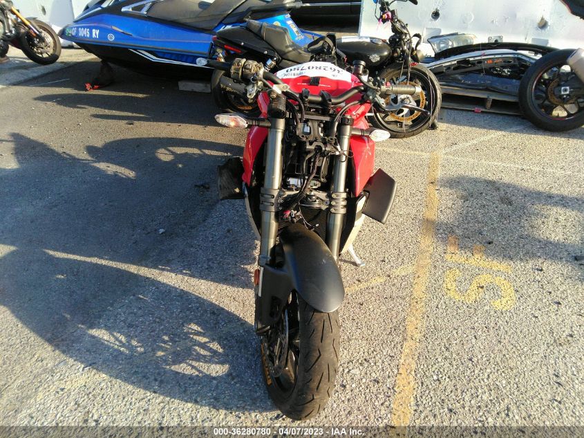 2022 DUCATI STREETFIGHTER V4/V4S ZDMFAKNW4NB008375