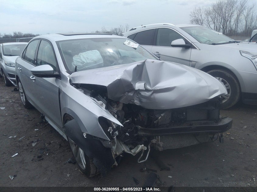 VIN 1VWLA7A35KC012011 2019 VOLKSWAGEN PASSAT 2.0T WOLFSBURG EDITION