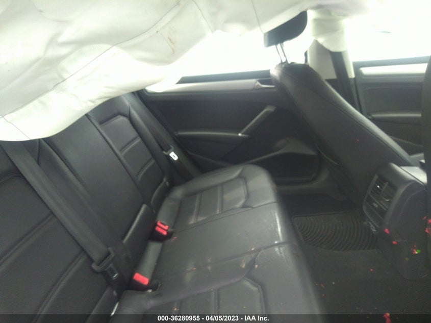 VIN 1VWLA7A35KC012011 2019 VOLKSWAGEN PASSAT 2.0T WOLFSBURG EDITION