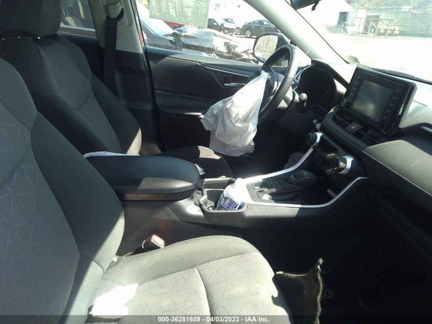 2019 TOYOTA RAV4 XLE - 2T3P1RFV4KC048037