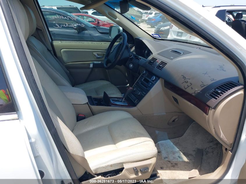 2014 VOLVO XC90 - YV4952CY0E1703067