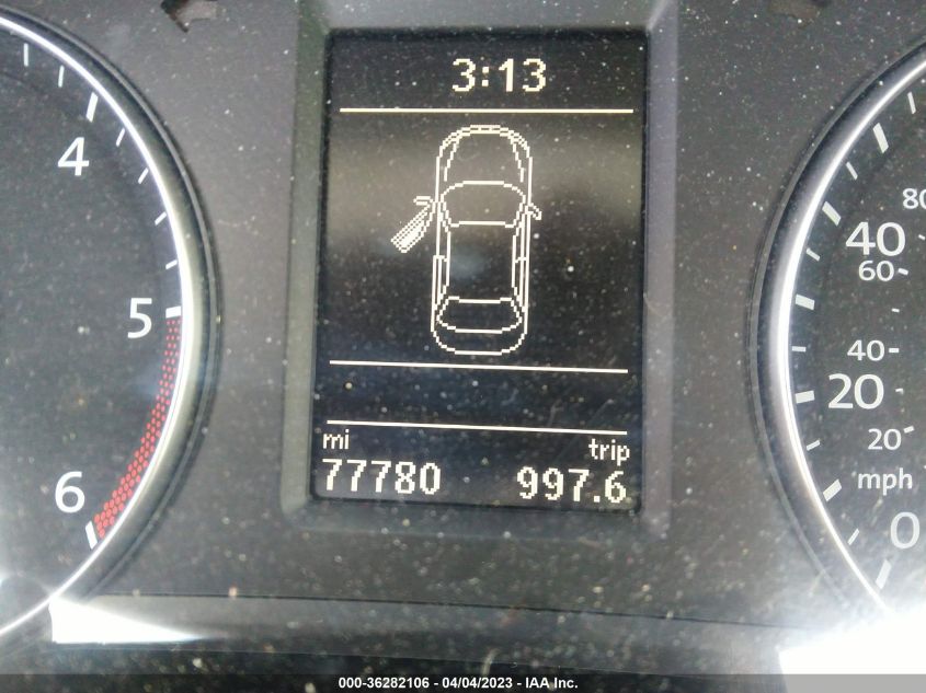2013 VOLKSWAGEN PASSAT TDI SE W/SUNROOF - 1VWBN7A32DC045860