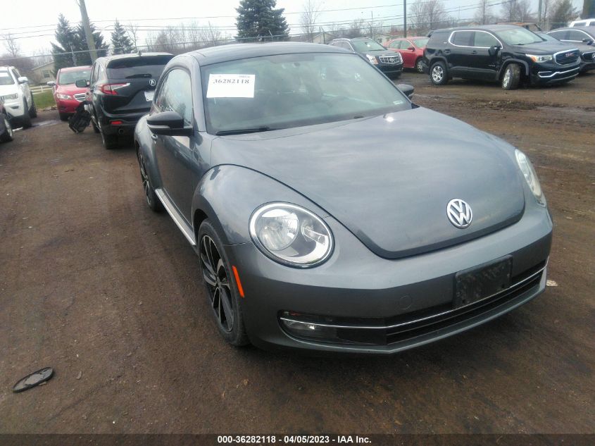 2013 VOLKSWAGEN BEETLE COUPE 2.0T TURBO W/SUN/SOUND - 3VW467AT8DM608382