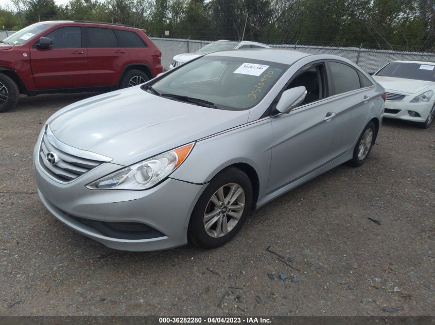 2014 HYUNDAI SONATA GLS - 5NPEB4AC6EH893916