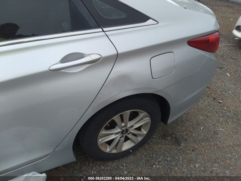 2014 HYUNDAI SONATA GLS - 5NPEB4AC6EH893916