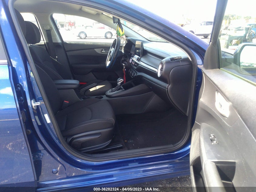 VIN 3KPF24AD2LE210303 2020 KIA FORTE LXS