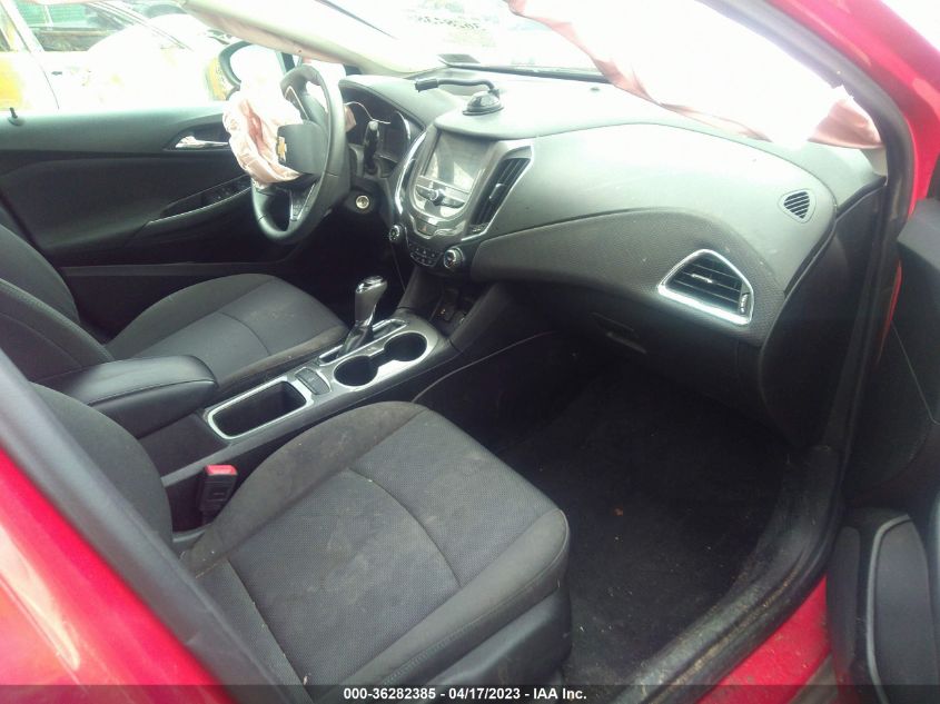 2018 CHEVROLET CRUZE LT - 1G1BE5SM2J7225710