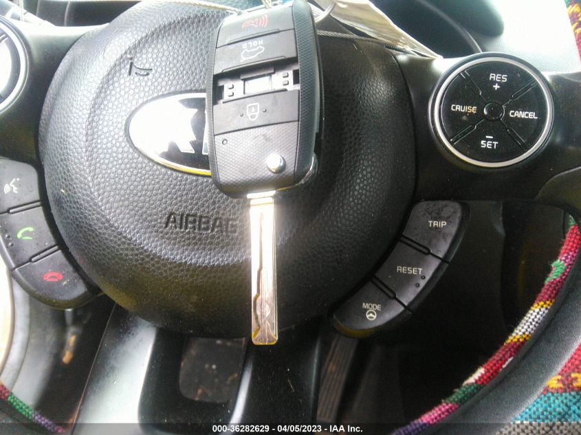 2016 KIA SOUL BASE - KNDJN2A20G7828536