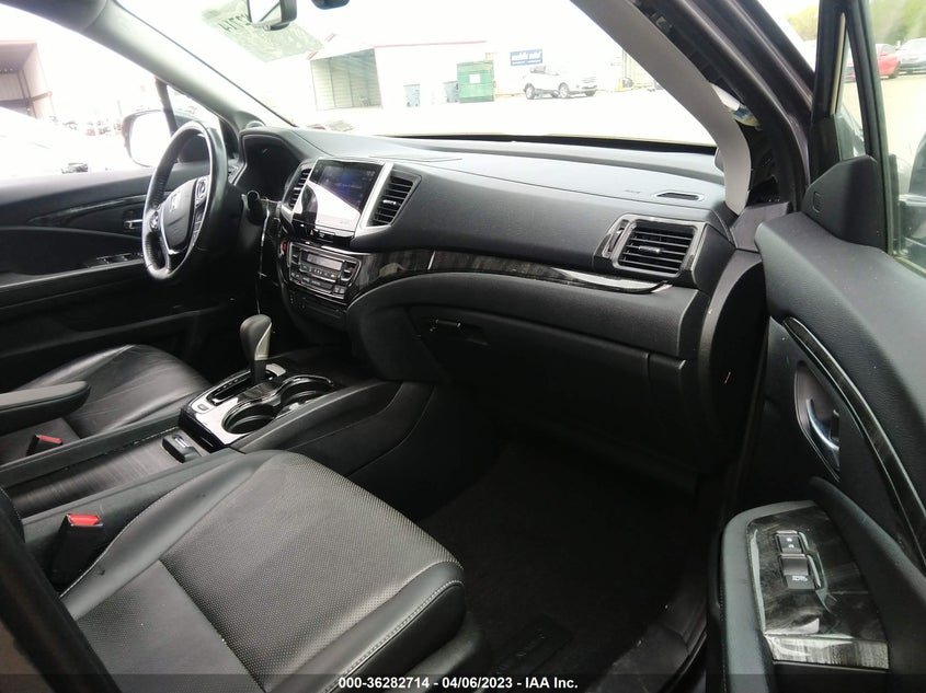 VIN 5FPYK3F71KB019350 2019 HONDA RIDGELINE RTL-E