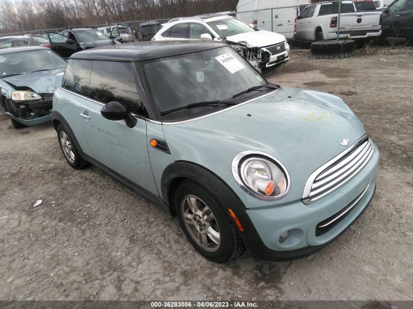 2013 MINI COOPER HARDTOP - WMWSU3C51DT684161