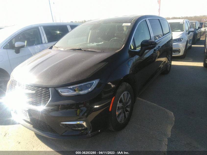 VIN 2C4RC1L7XPR513429 2023 CHRYSLER PACIFICA HYBRID TOURING L