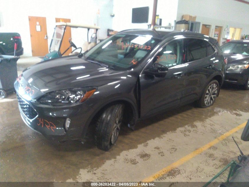 2020 FORD ESCAPE TITANIUM - 1FMCU9J96LUA30941