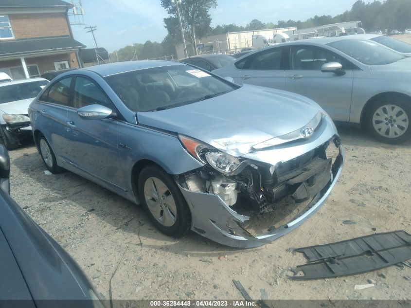 2013 HYUNDAI SONATA HYBRID - KMHEC4A44DA070957