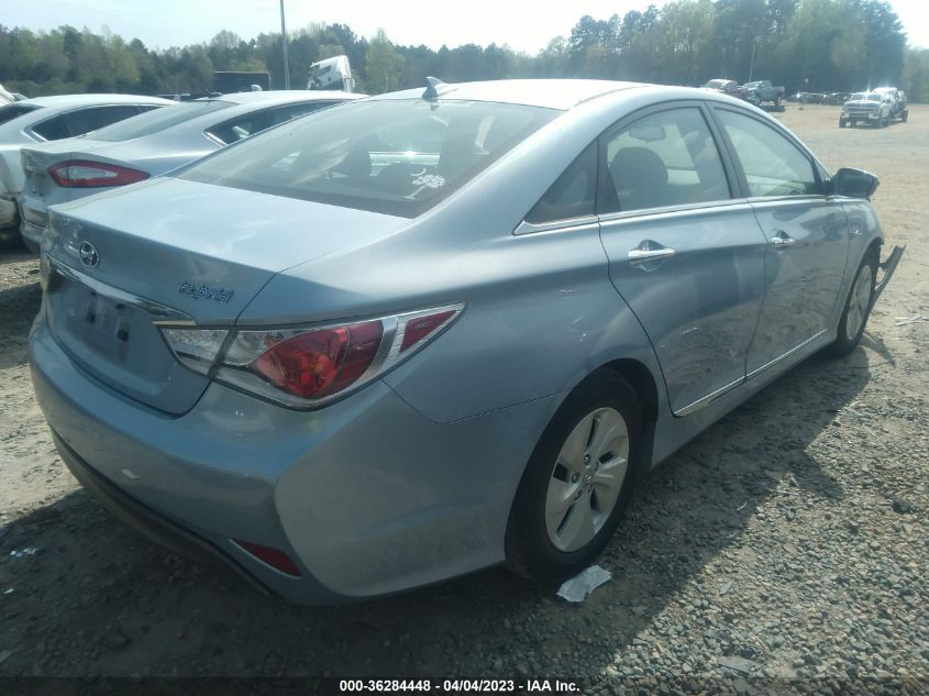 2013 HYUNDAI SONATA HYBRID - KMHEC4A44DA070957