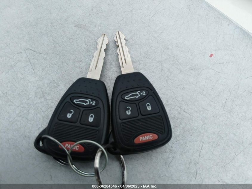 2013 CHRYSLER 200 LX - 1C3CCBAB1DN735695