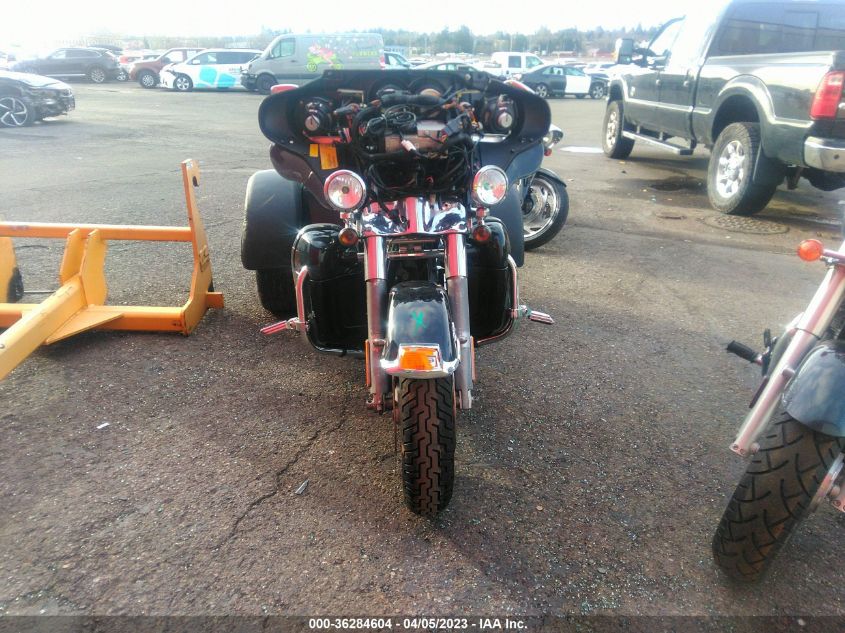 2012 HARLEY-DAVIDSON FLHTCUTG TRI GLIDE ULTRA CLASSIC 1HD1MAM14CB856832
