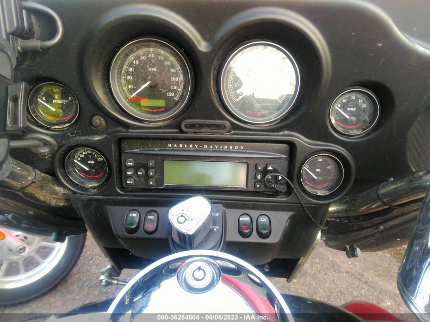 2012 HARLEY-DAVIDSON FLHTCUTG TRI GLIDE ULTRA CLASSIC 1HD1MAM14CB856832
