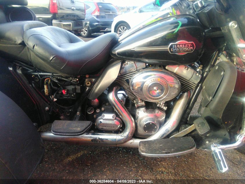 2012 HARLEY-DAVIDSON FLHTCUTG TRI GLIDE ULTRA CLASSIC 1HD1MAM14CB856832