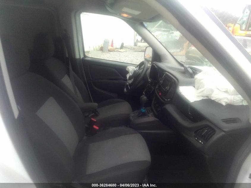 VIN ZFBERFAB8J6L51061 2018 RAM PROMASTER CITY TRADESMAN